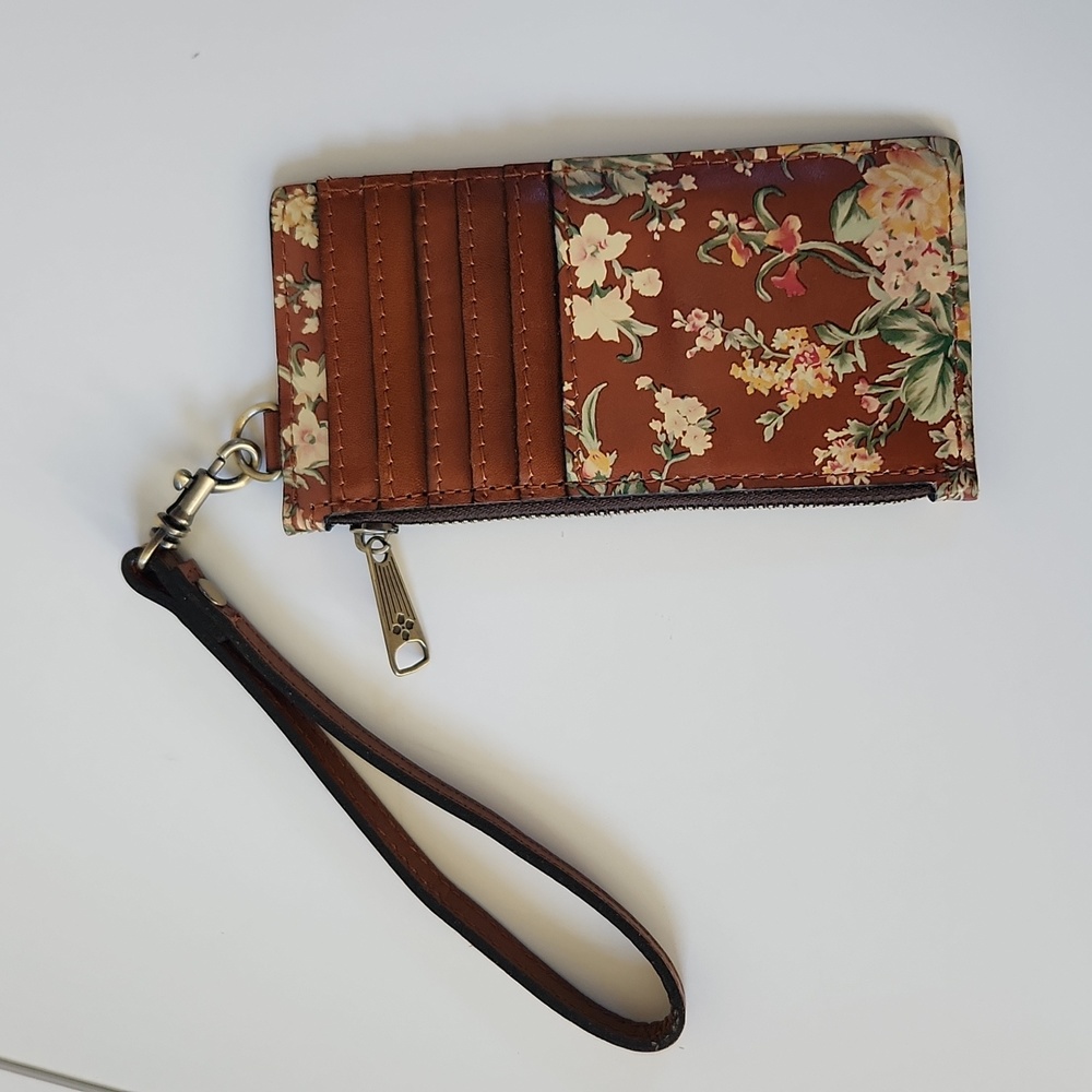 Patricia Nash Vintage Floral Card Zip Wristlet NWOT